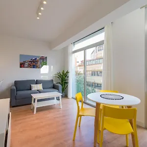 Loft - Side Sea Views - Aircon & Wifi Apartamento